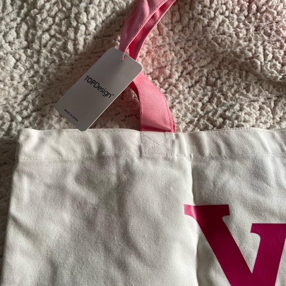 NEW PINK & White Tote Bag with L
V pink Lettering 🌸 - Picture 8 of 10